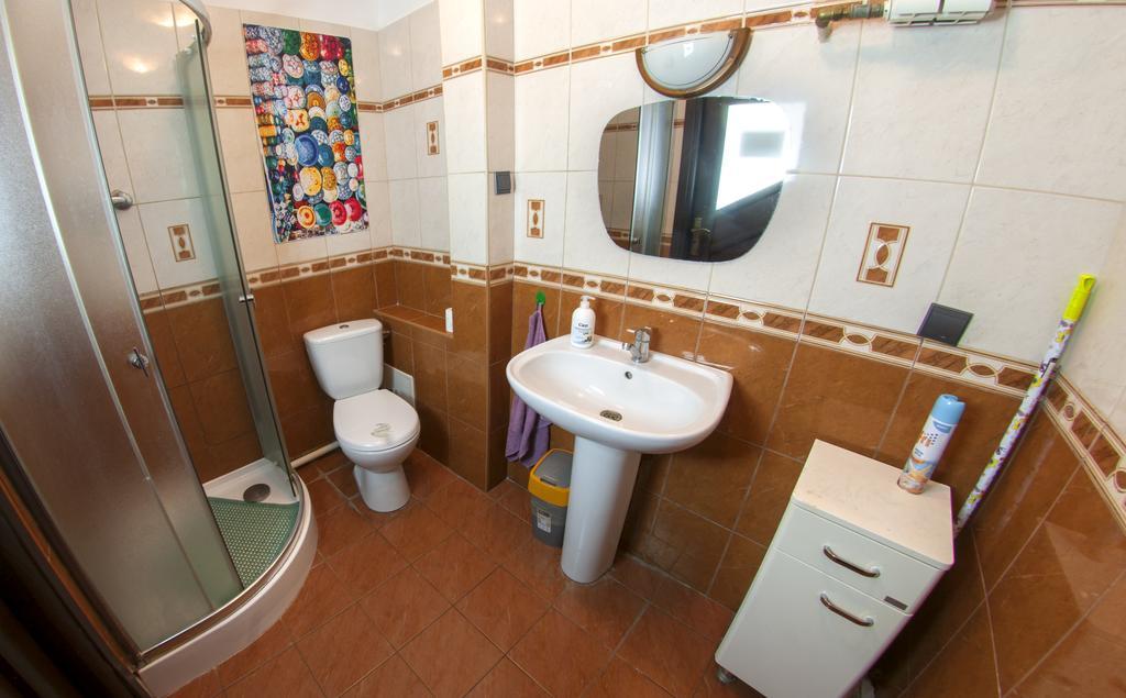 Wierzbno Hostel Varsavia Esterno foto