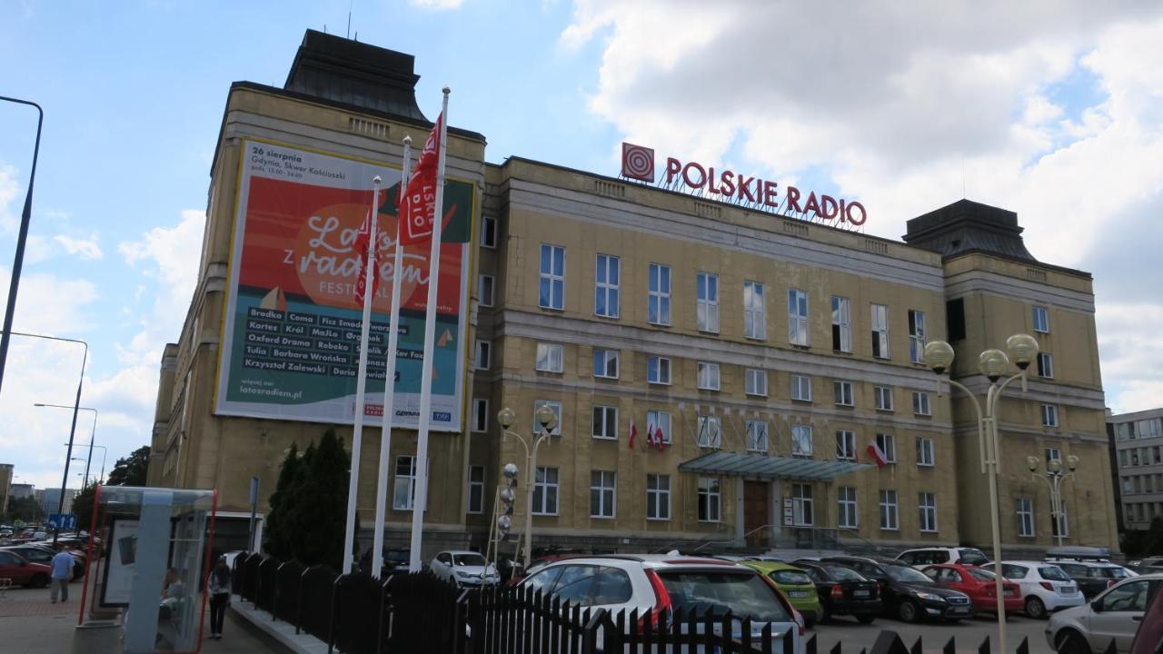 Wierzbno Hostel Varsavia Esterno foto